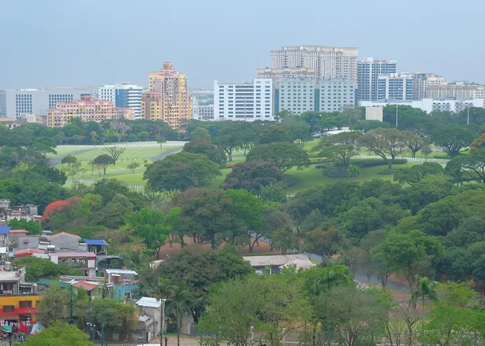 New! Spacious 2br In Bgc With Fast Wifi Apartamento Manila
